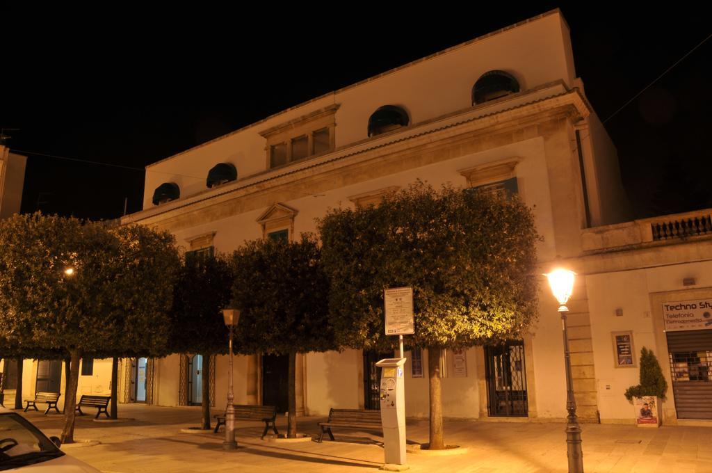 Palazzo Agrusti - Residenza D'Epoca Bed & Breakfast Alberobello Eksteriør bilde